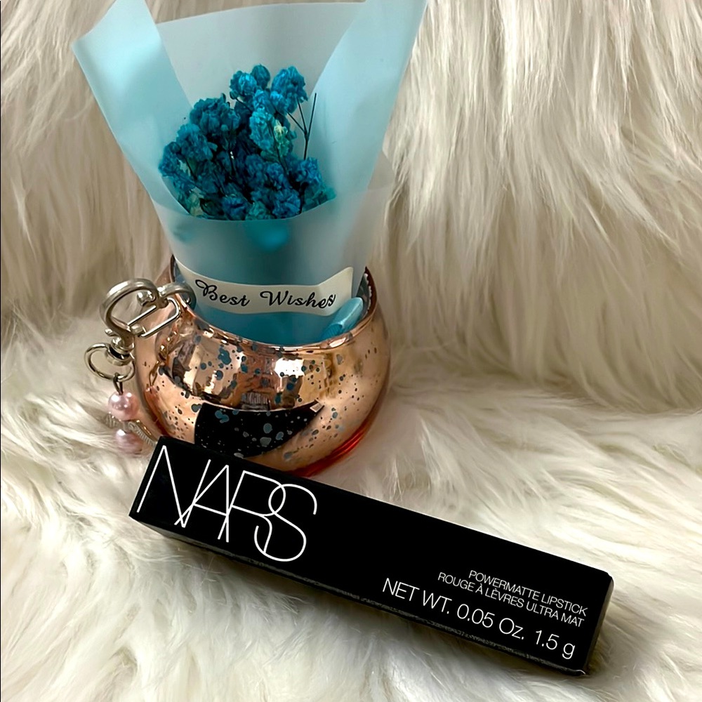 NARS Powermatte Lipstick